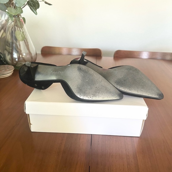 Calvin Klein corset inspired stilettos with grommet detail. Black size 9 suede. - Picture 4 of 4